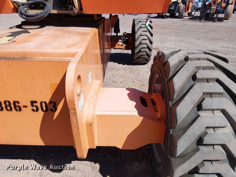 image for item YA1133 2008 JLG 860SJ boom lift