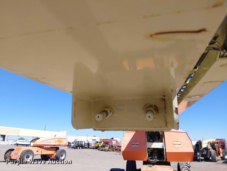 image for item YA1133 2008 JLG 860SJ boom lift