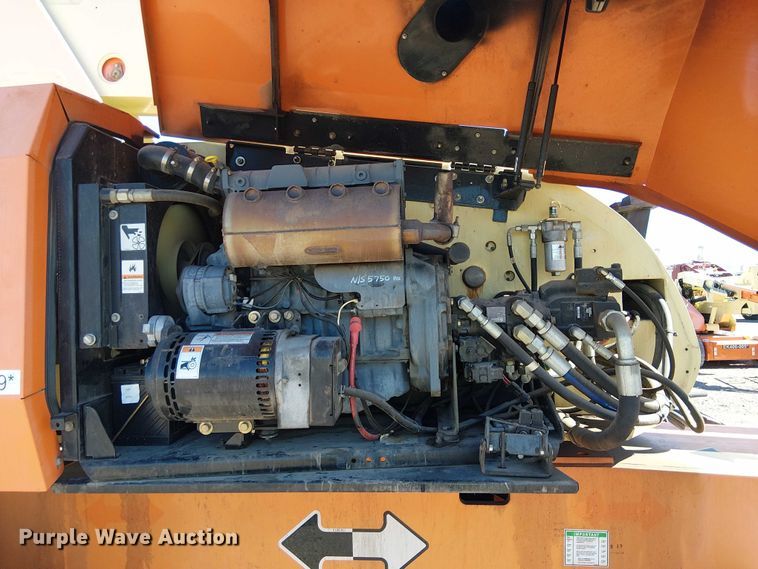 image for item YA1133 2008 JLG 860SJ boom lift