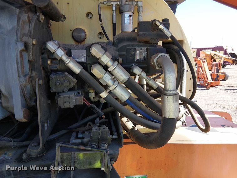 image for item YA1133 2008 JLG 860SJ boom lift