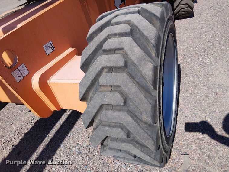 image for item YA1133 2008 JLG 860SJ boom lift