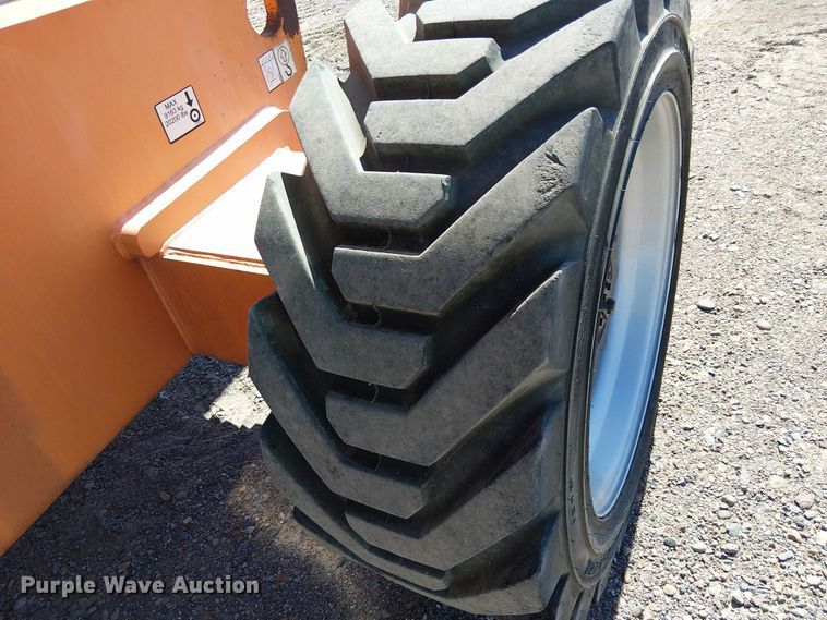 image for item YA1133 2008 JLG 860SJ boom lift