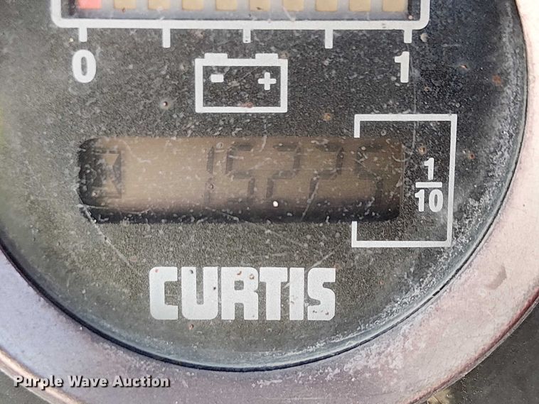 image for item YA1134 2007 JLG E400AJPN boom lift