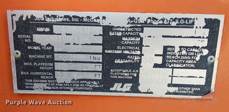 image for item YA1134 2007 JLG E400AJPN boom lift