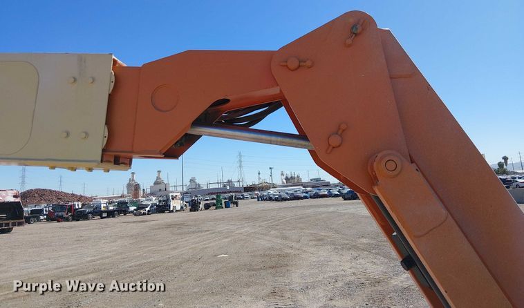 image for item YA1135 2011 JLG 600AJ boom lift