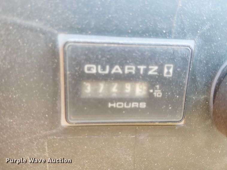 image for item YA1135 2011 JLG 600AJ boom lift