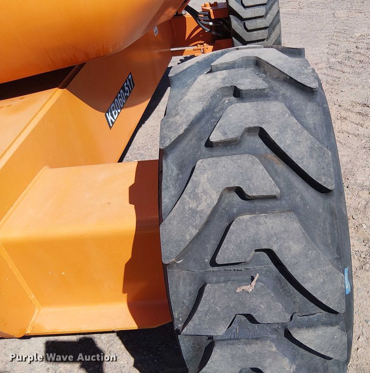 image for item YA1135 2011 JLG 600AJ boom lift