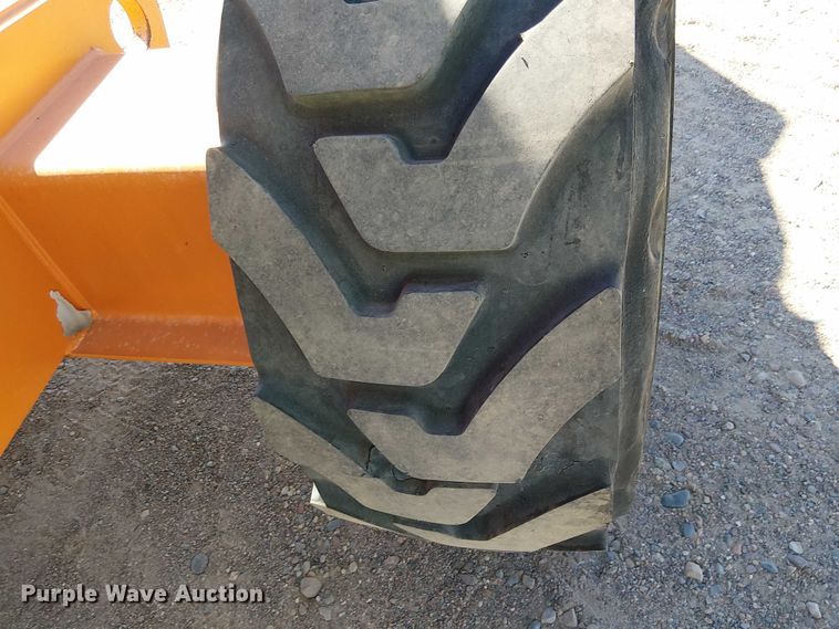 image for item YA1135 2011 JLG 600AJ boom lift