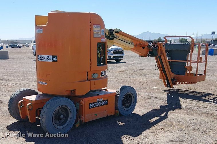 image for item YA1136 2011 JLG E300AJP boom lift