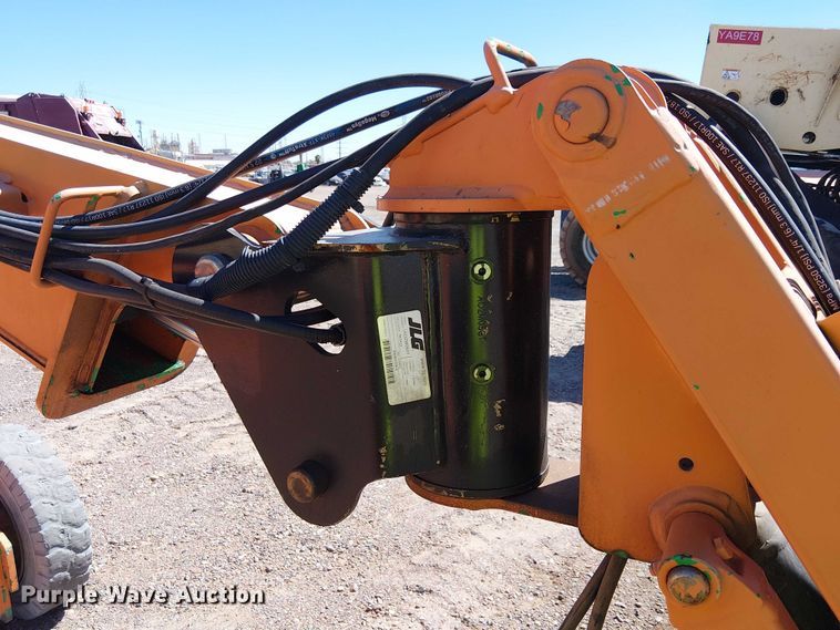 image for item YA1136 2011 JLG E300AJP boom lift