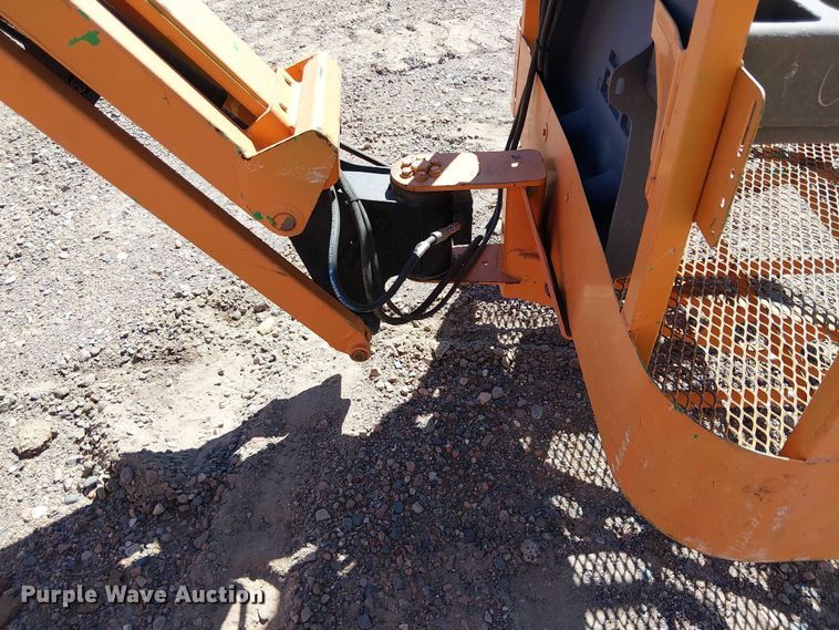 image for item YA1136 2011 JLG E300AJP boom lift