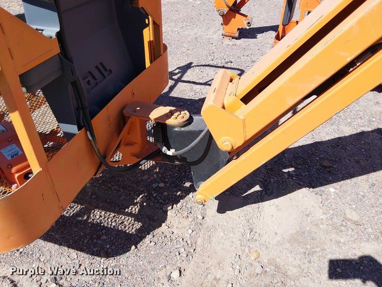 image for item YA1136 2011 JLG E300AJP boom lift