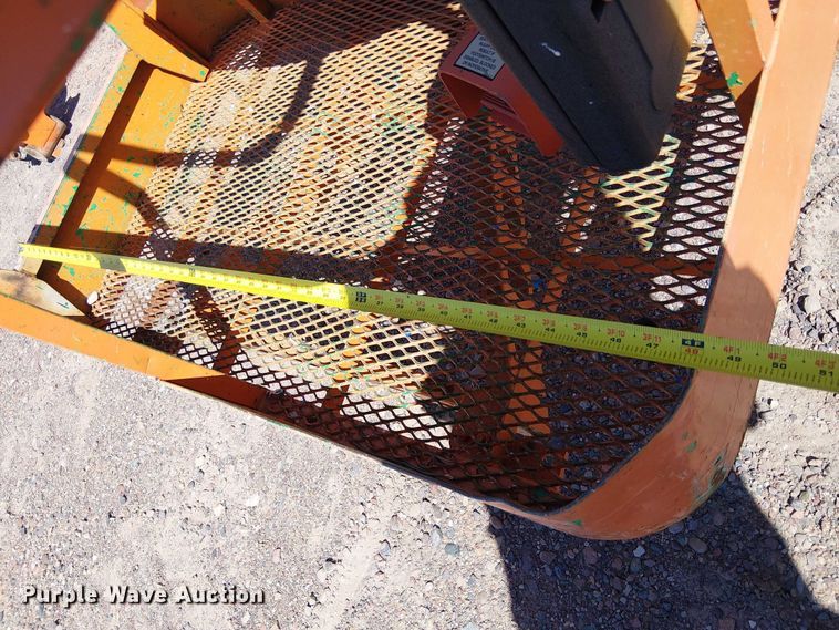 image for item YA1136 2011 JLG E300AJP boom lift