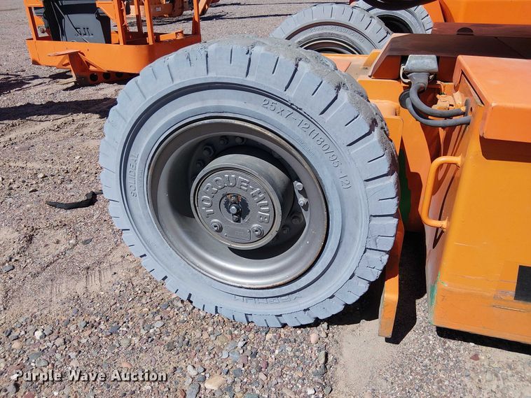 image for item YA1136 2011 JLG E300AJP boom lift