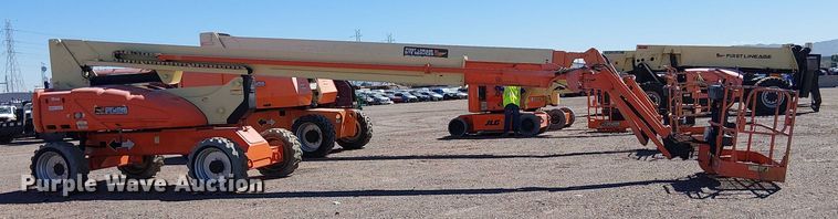 image for item YA1137 2011 JLG M600 boom lift