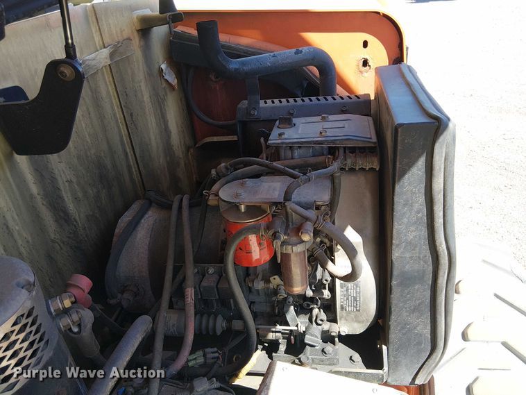 image for item YA1137 2011 JLG M600 boom lift