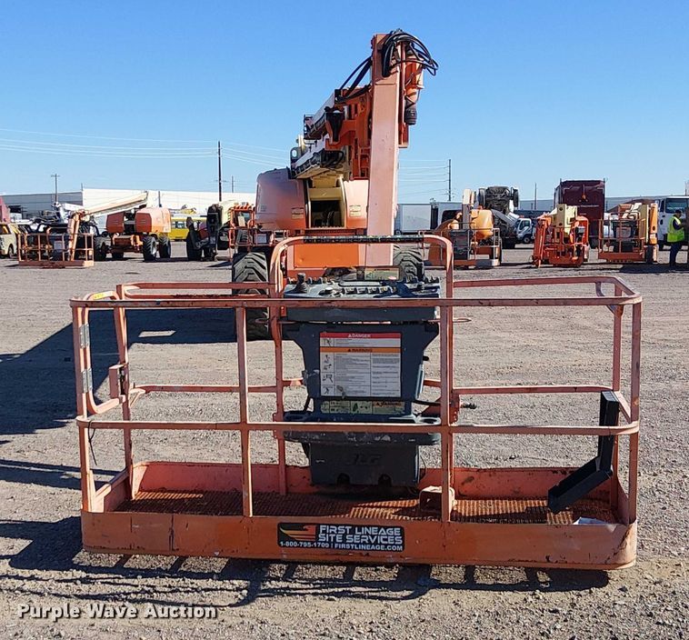 image for item YA1140 2007 JLG 1350SJP boom lift