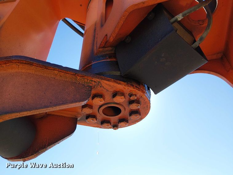 image for item YA1140 2007 JLG 1350SJP boom lift