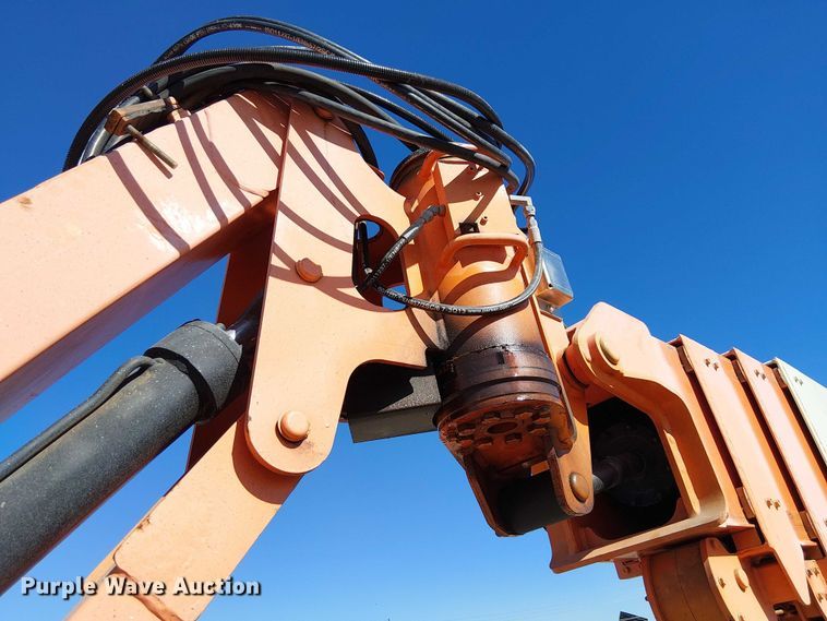 image for item YA1140 2007 JLG 1350SJP boom lift