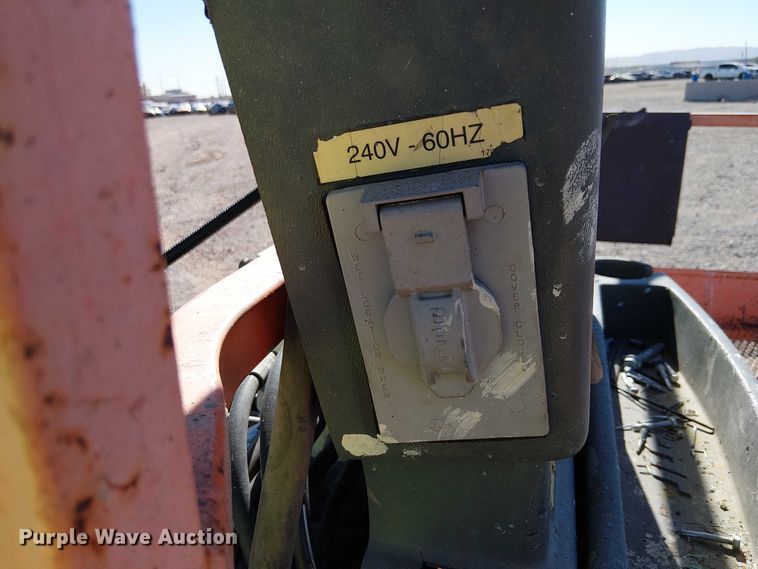 image for item YA1140 2007 JLG 1350SJP boom lift