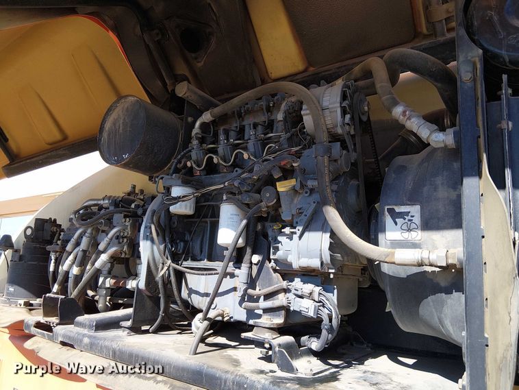 image for item YA1140 2007 JLG 1350SJP boom lift