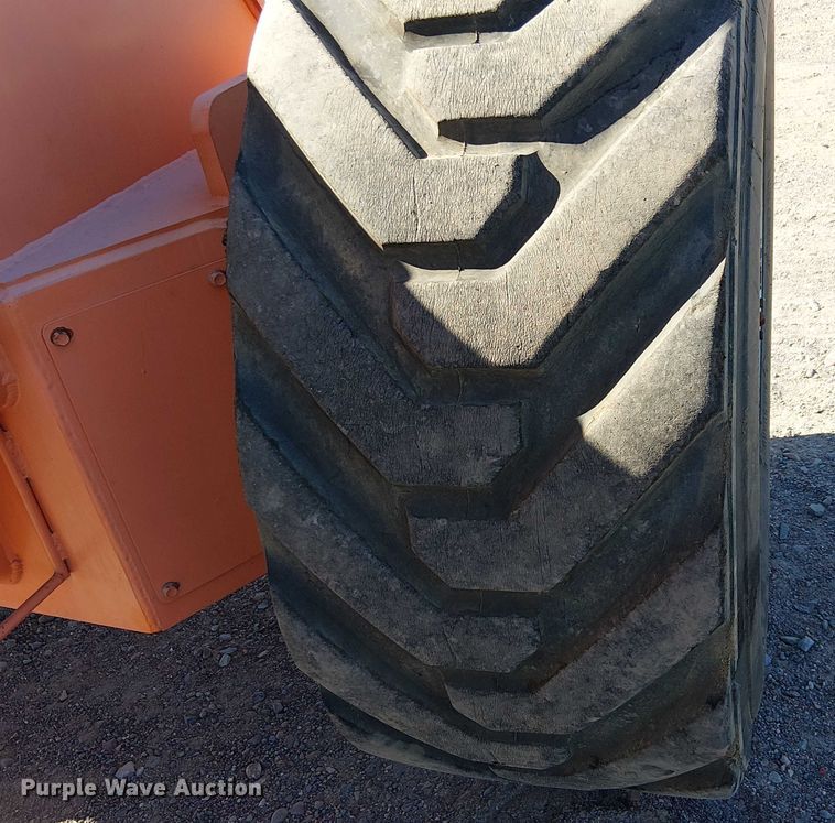 image for item YA1140 2007 JLG 1350SJP boom lift