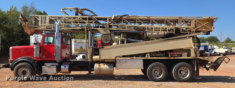 image for item YA1158 2016 Peterbilt 367 drilling rig truck