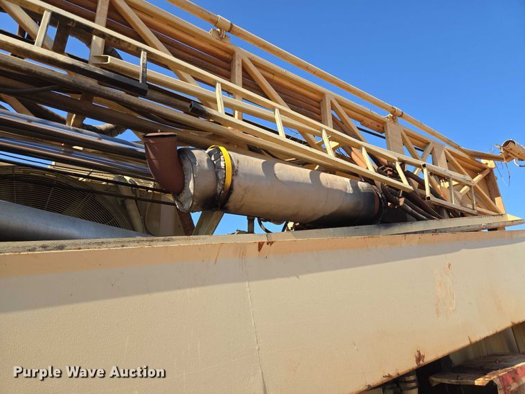 image for item YA1158 2016 Peterbilt 367 drilling rig truck