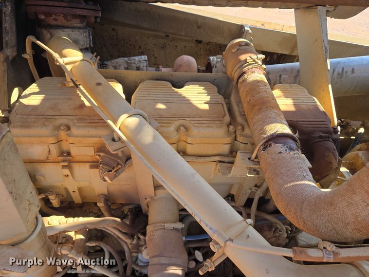 image for item YA1158 2016 Peterbilt 367 drilling rig truck