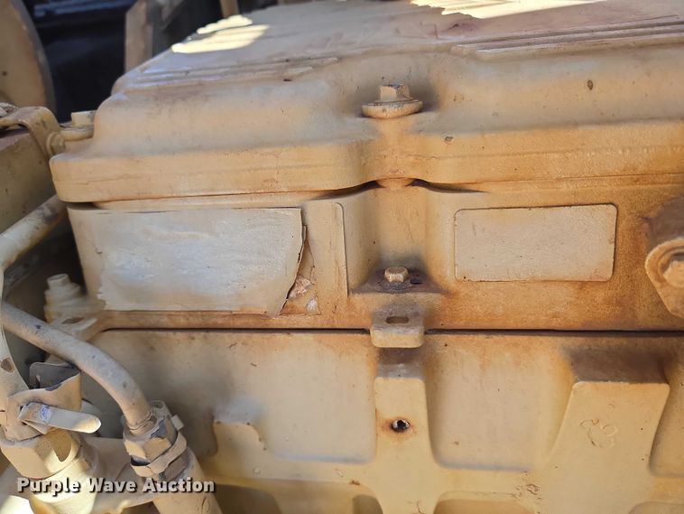 image for item YA1158 2016 Peterbilt 367 drilling rig truck