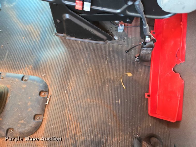 image for item YA1158 2016 Peterbilt 367 drilling rig truck