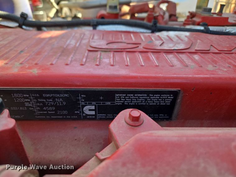 image for item YA1158 2016 Peterbilt 367 drilling rig truck