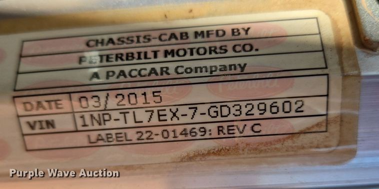 image for item YA1158 2016 Peterbilt 367 drilling rig truck