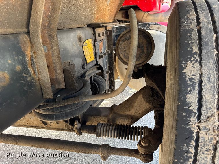 image for item YA1223 2006 Peterbilt 378 dump truck