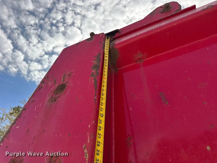 image for item YA1223 2006 Peterbilt 378 dump truck