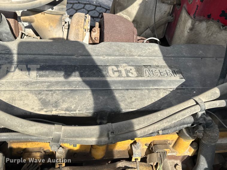 image for item YA1223 2006 Peterbilt 378 dump truck