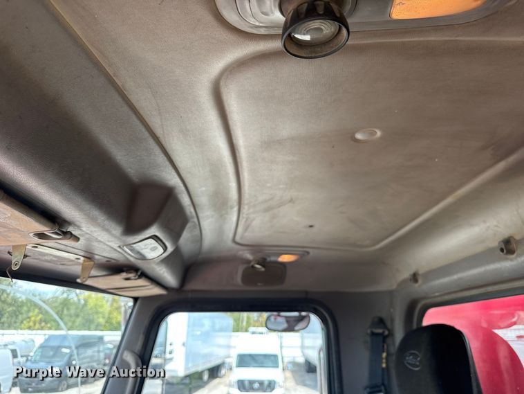 image for item YA1223 2006 Peterbilt 378 dump truck