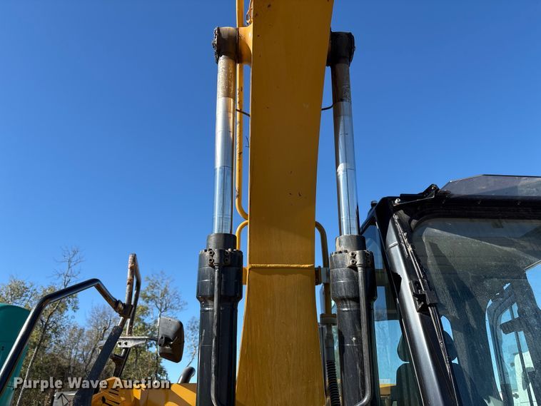 image for item YA1240 2022 Caterpillar 315 excavator