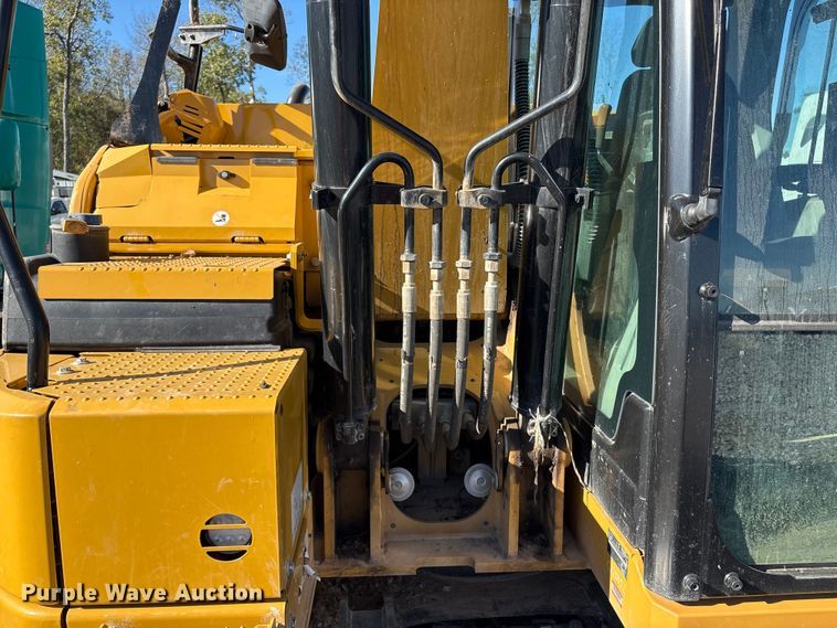 image for item YA1240 2022 Caterpillar 315 excavator