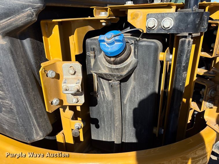 image for item YA1240 2022 Caterpillar 315 excavator