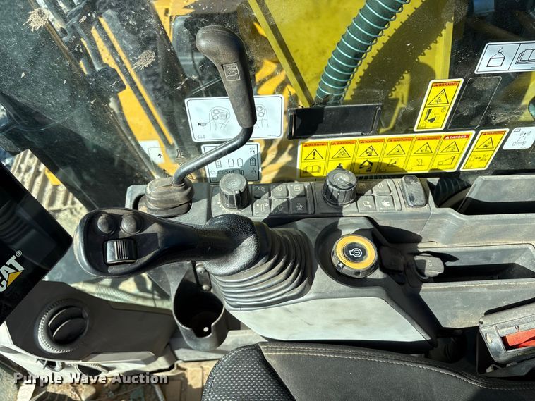 image for item YA1240 2022 Caterpillar 315 excavator