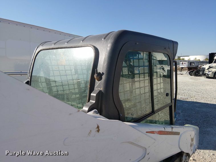 image for item YA1253 2019 Bobcat T740 tracked skid steer loader