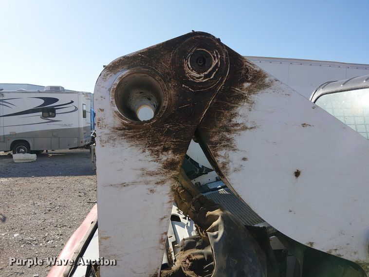 image for item YA1253 2019 Bobcat T740 tracked skid steer loader