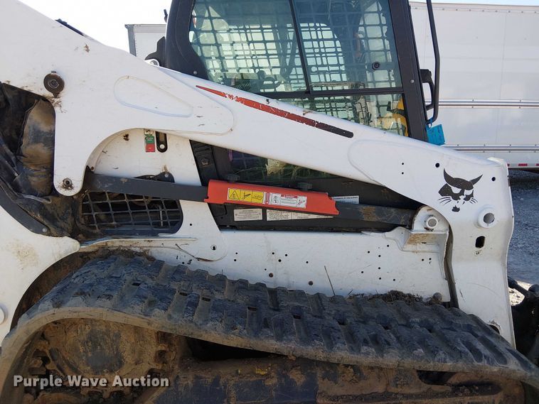 image for item YA1253 2019 Bobcat T740 tracked skid steer loader