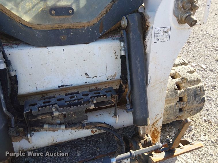 image for item YA1253 2019 Bobcat T740 tracked skid steer loader
