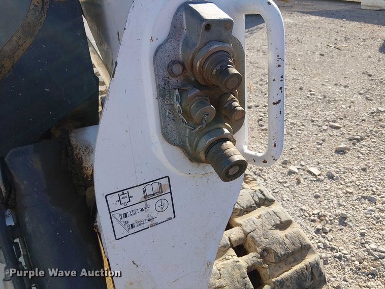 image for item YA1253 2019 Bobcat T740 tracked skid steer loader
