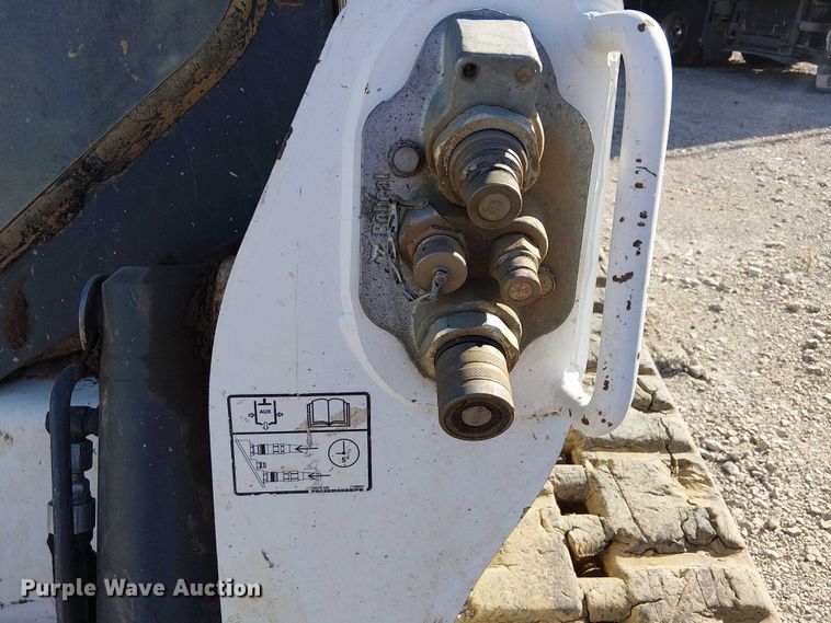 image for item YA1253 2019 Bobcat T740 tracked skid steer loader