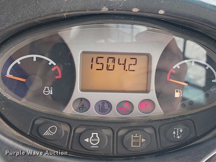 image for item YA1253 2019 Bobcat T740 tracked skid steer loader