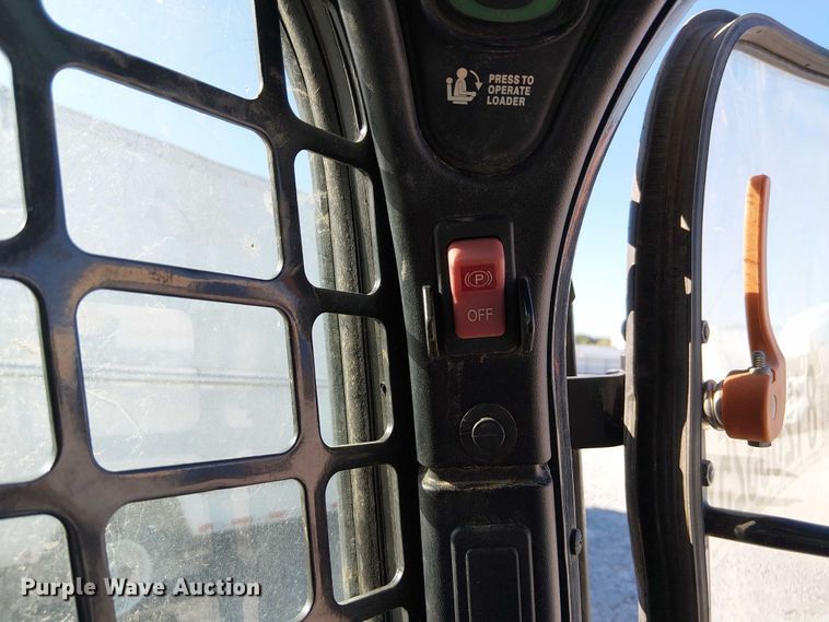 image for item YA1253 2019 Bobcat T740 tracked skid steer loader