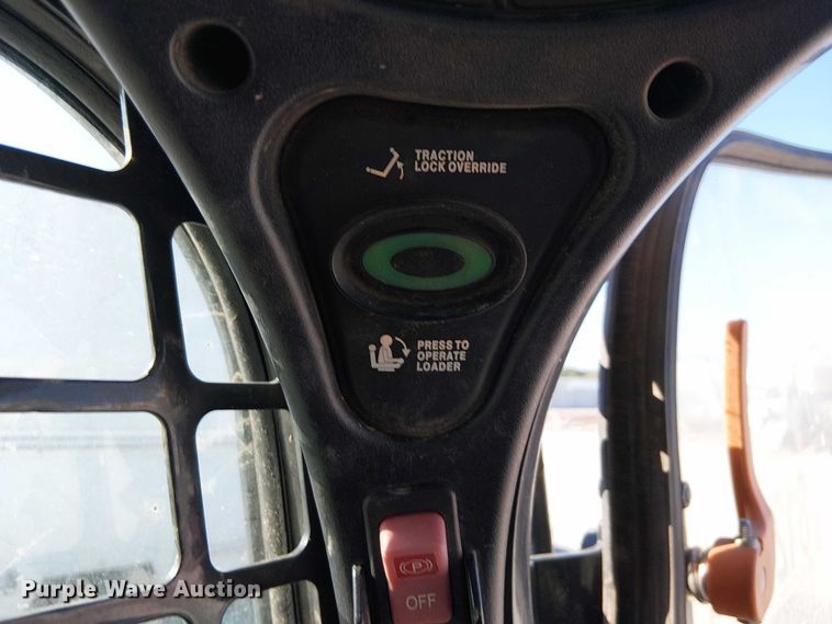 image for item YA1253 2019 Bobcat T740 tracked skid steer loader